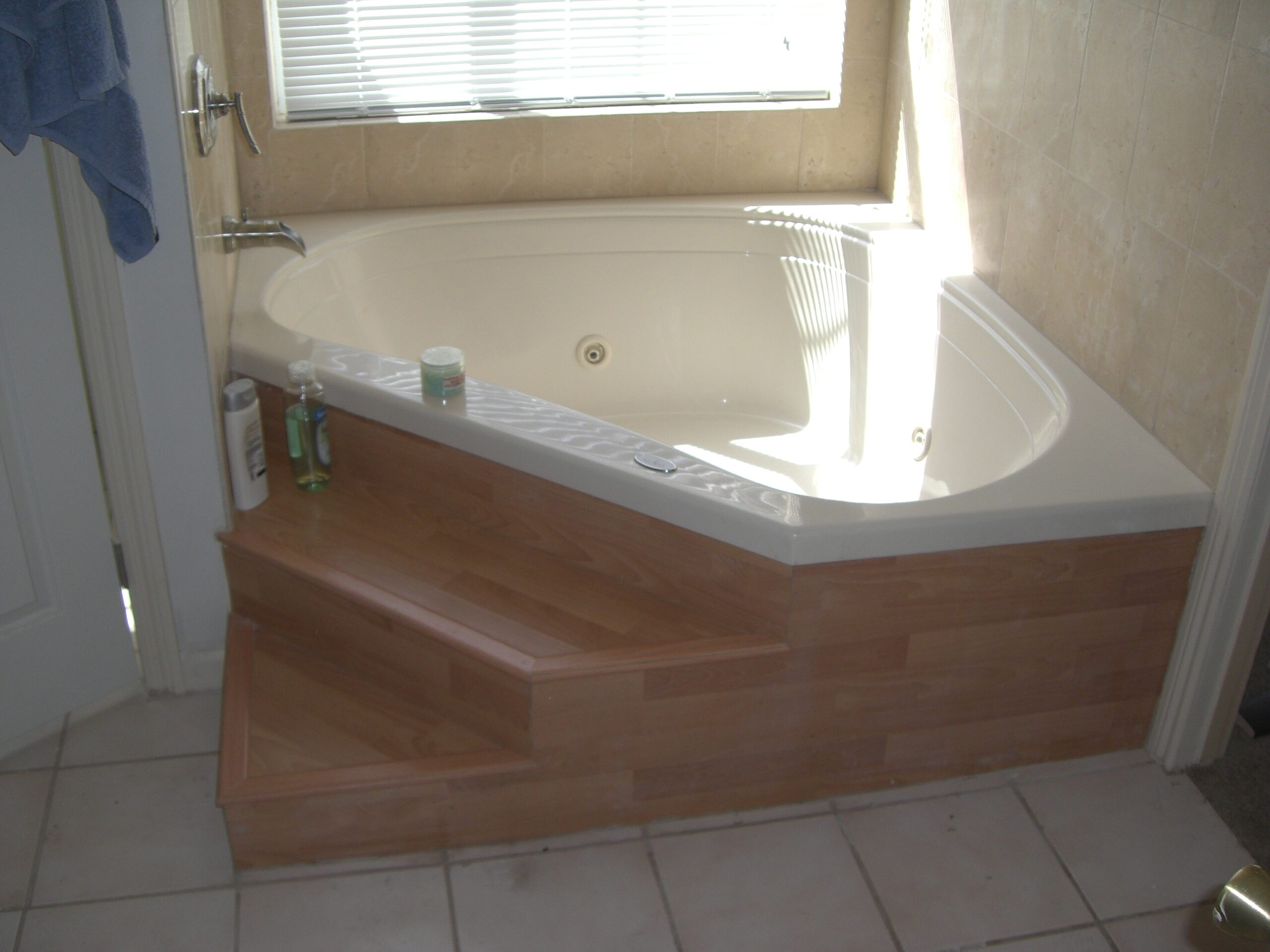 Bathtub